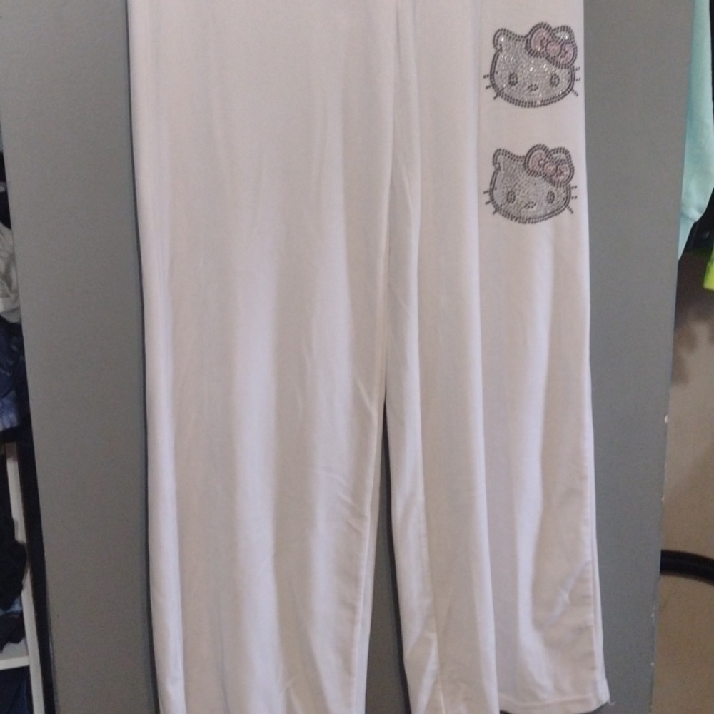 FOREVER 21 Hello Kitty and Friends  Pants